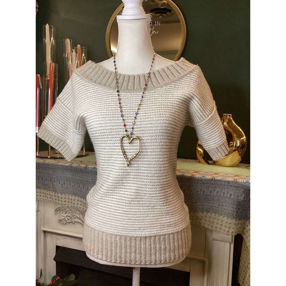 American Eagle Cream Beige‎ Short Sleeve Wool Rabbit Hair Knit Sweater Small